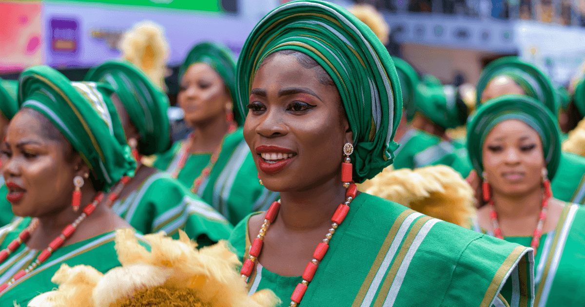 8 марта в разных странах: как мир поздравляет женщин | Блог Profee