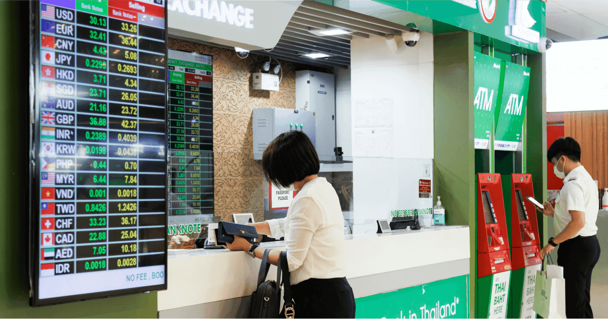 Dual-currency countries: expat guide to FX fees | Profee Blog