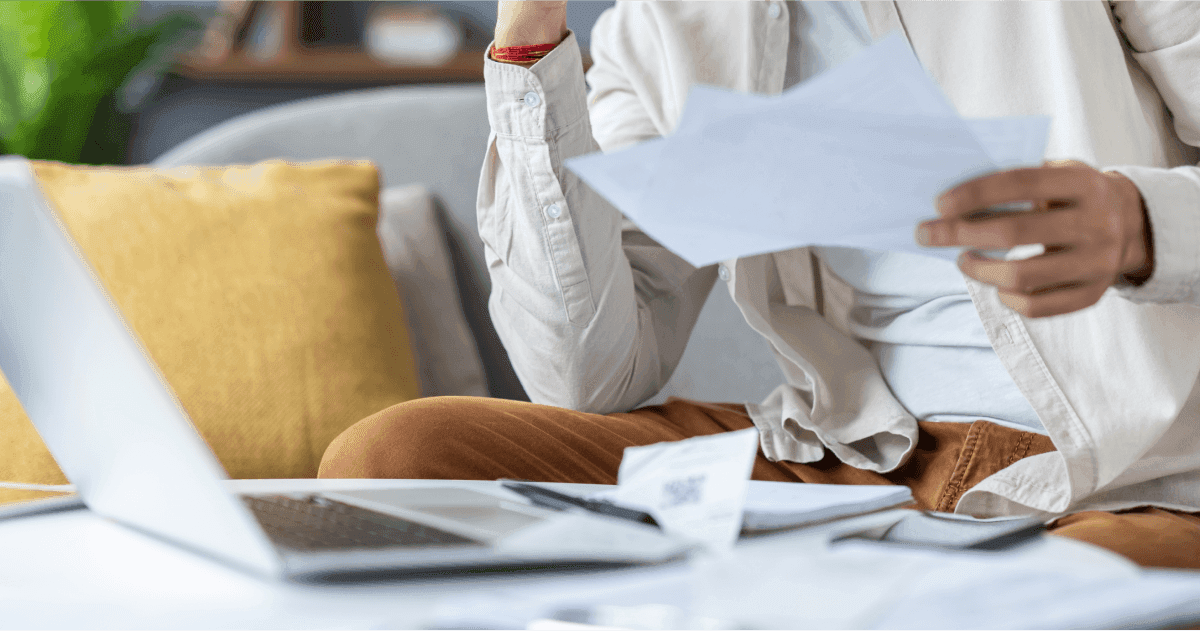 Practical financial tips for Pakistani expats living in the UK | Profee Blog