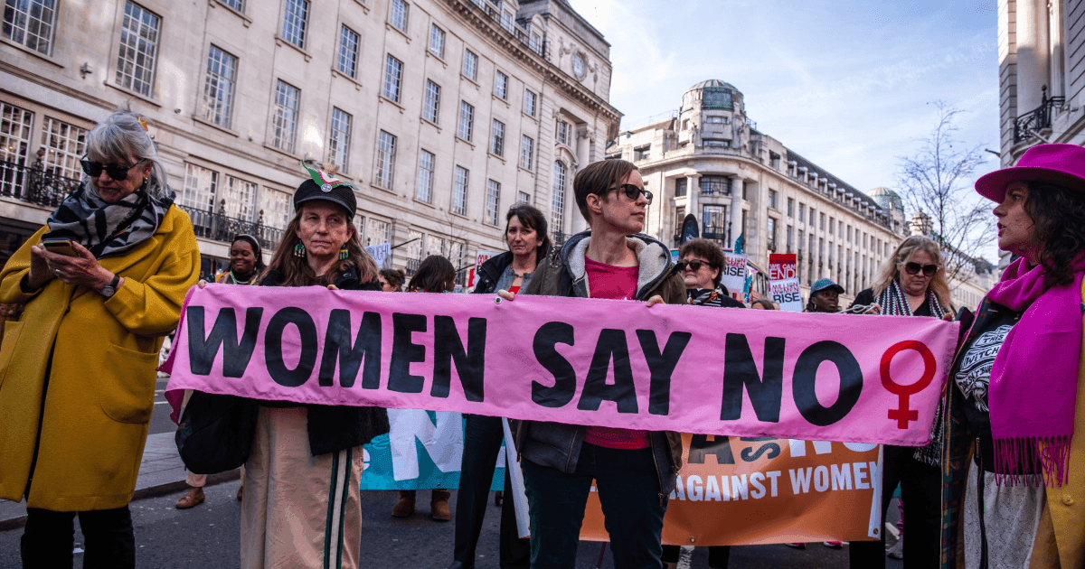 8 марта в разных странах: как мир поздравляет женщин | Блог Profee