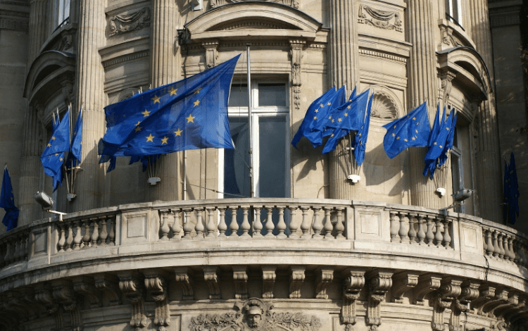 https://internationalwealth.info/fast-legal-second-citizenship-and-passport/kak-poluchit-grazhdanstvo-v-evropejskih-stranah-v-2020-godu/