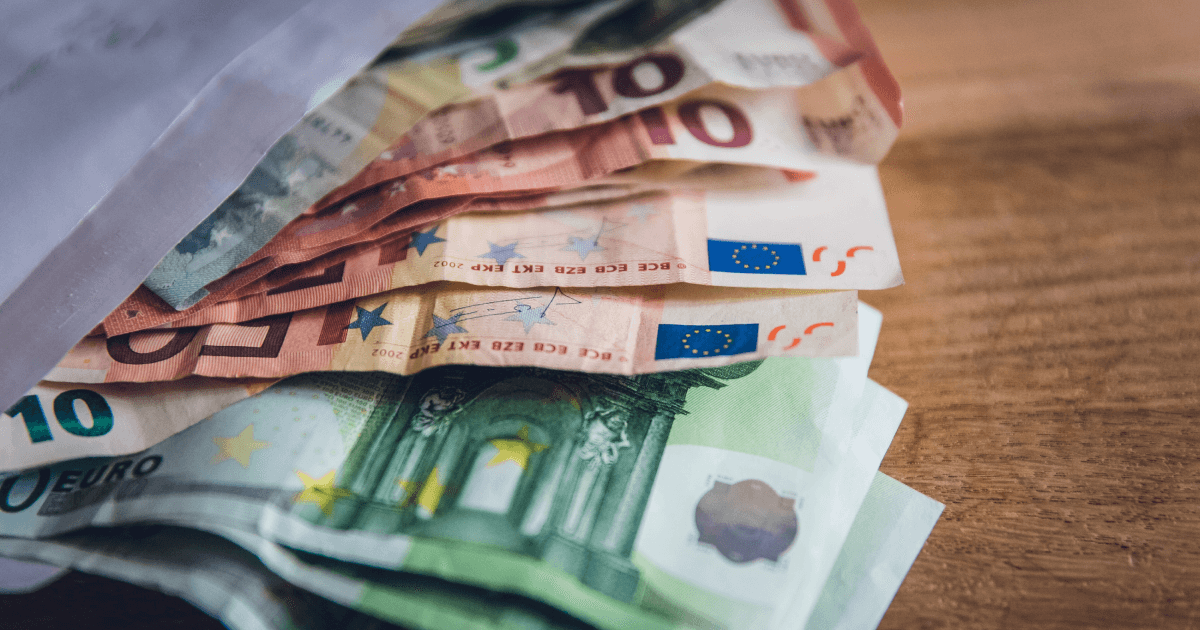 Как перевести деньги из Германии в Молдову 