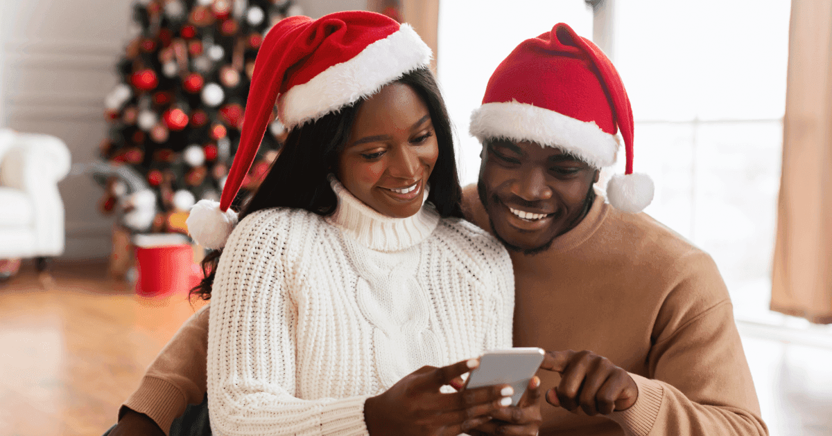 Christmas Guide: Be Santa for Your Family Abroad | Profee Blog