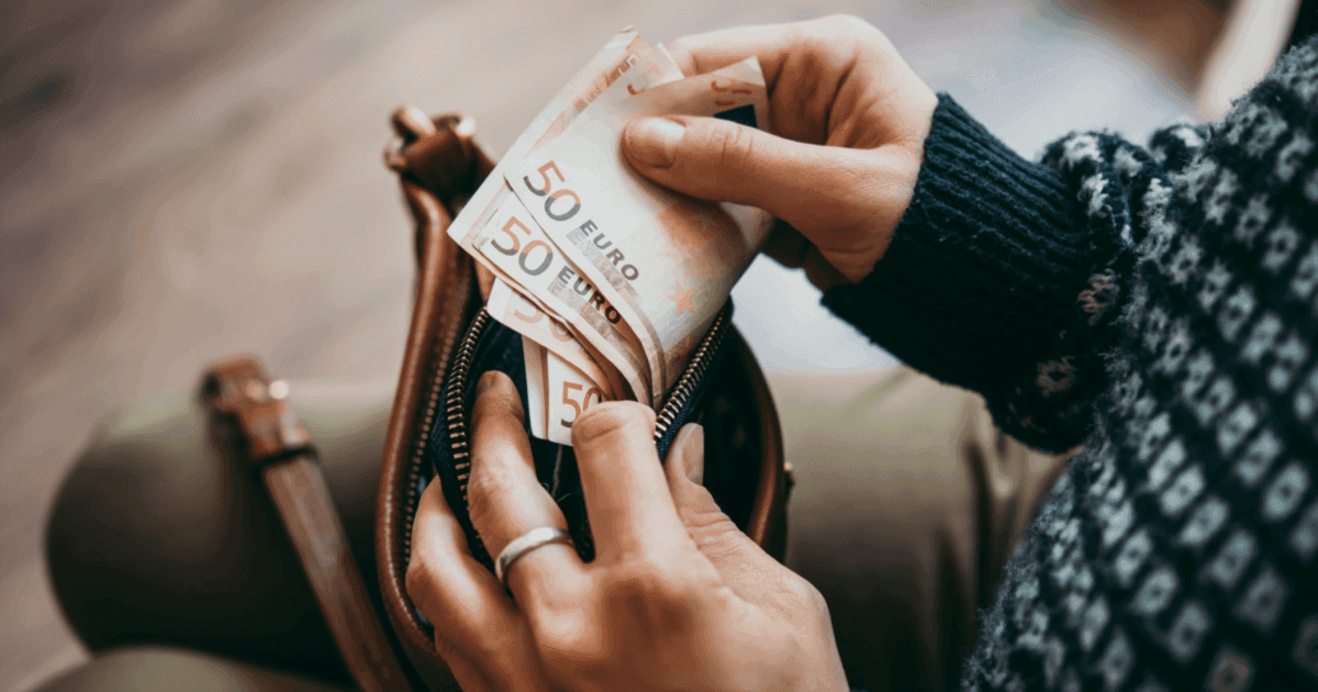 Sending EUR to PKR with Remitly: complete overview | Profee Blog