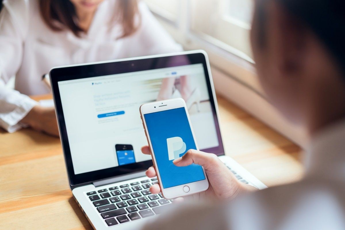 How to send money with PayPal